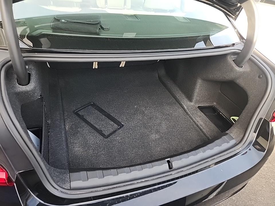 2023 BMW 3 Series 330i xDrive AWD