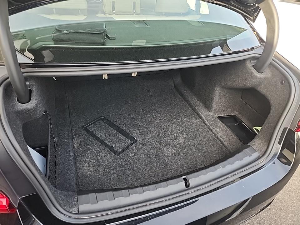 2023 BMW 3 Series 330i xDrive AWD