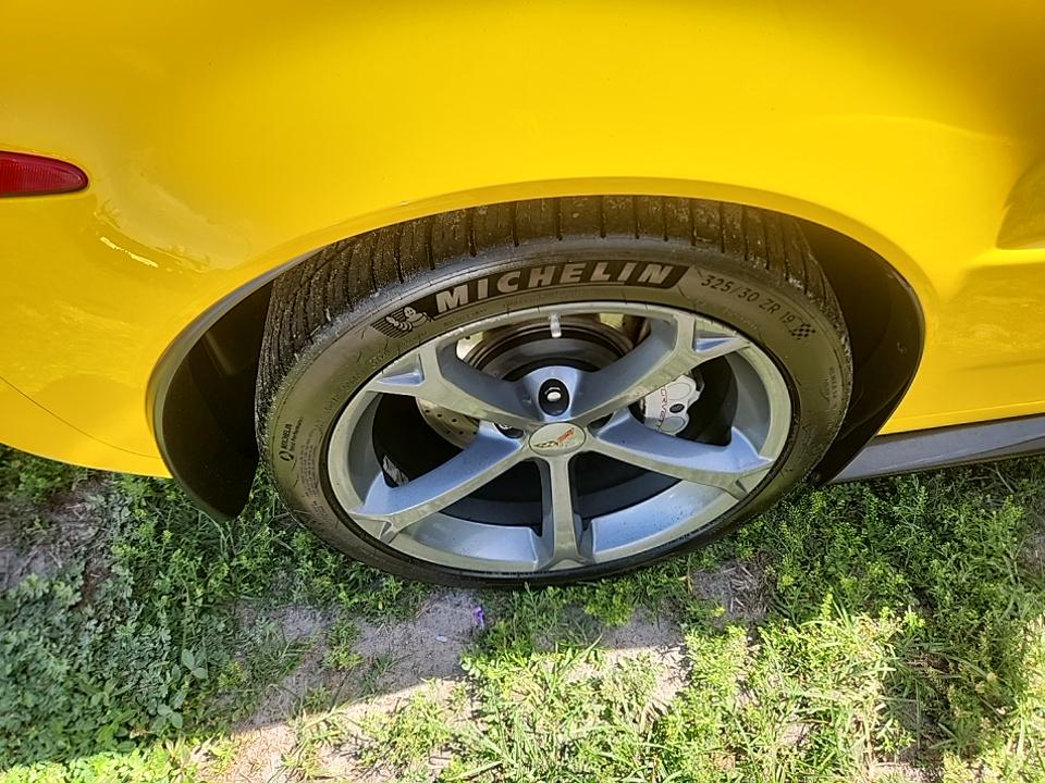 2011 Chevrolet Corvette Z16 Grand Sport RWD