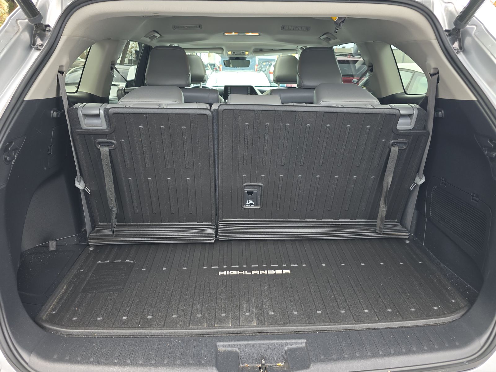 2022 Toyota Highlander XLE AWD