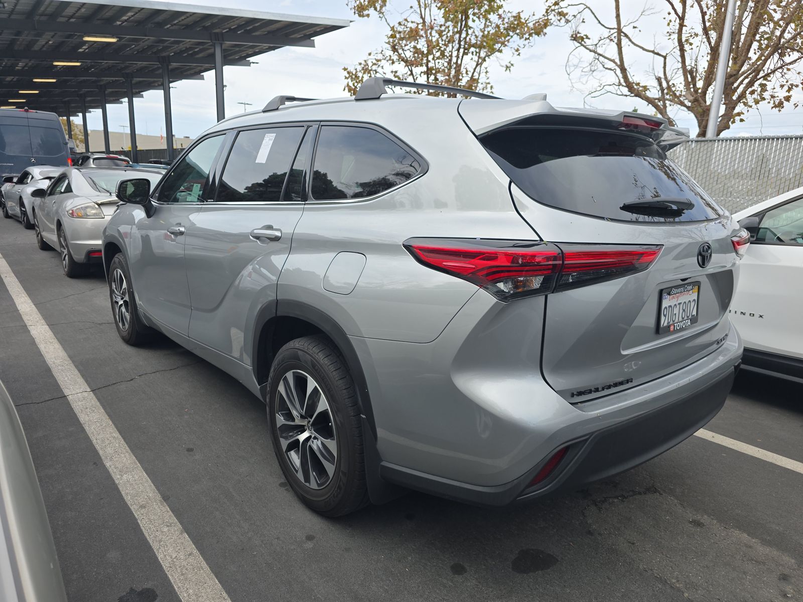 2022 Toyota Highlander XLE AWD