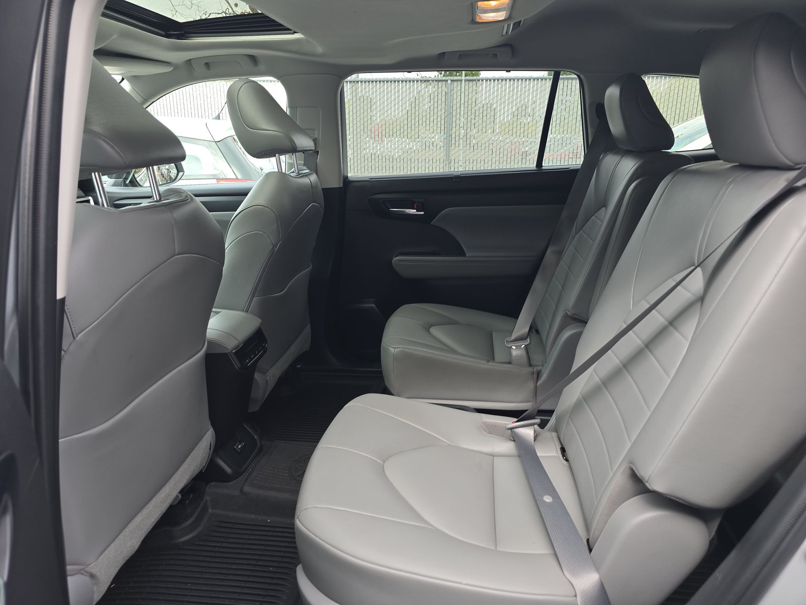 2022 Toyota Highlander XLE AWD