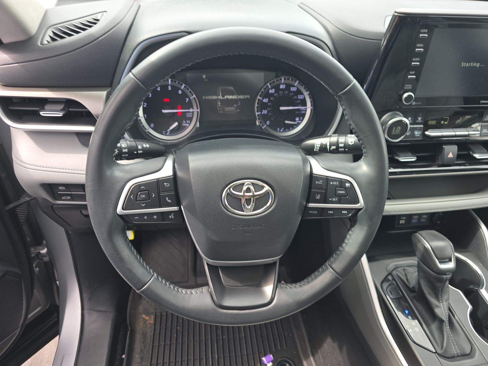 2022 Toyota Highlander XLE AWD