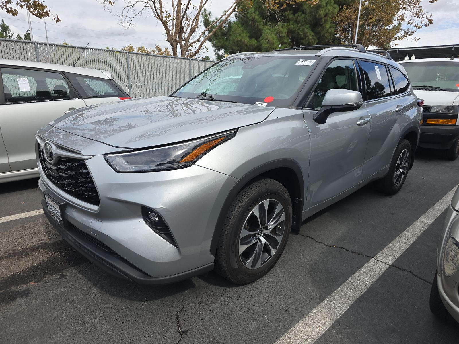 2022 Toyota Highlander XLE AWD