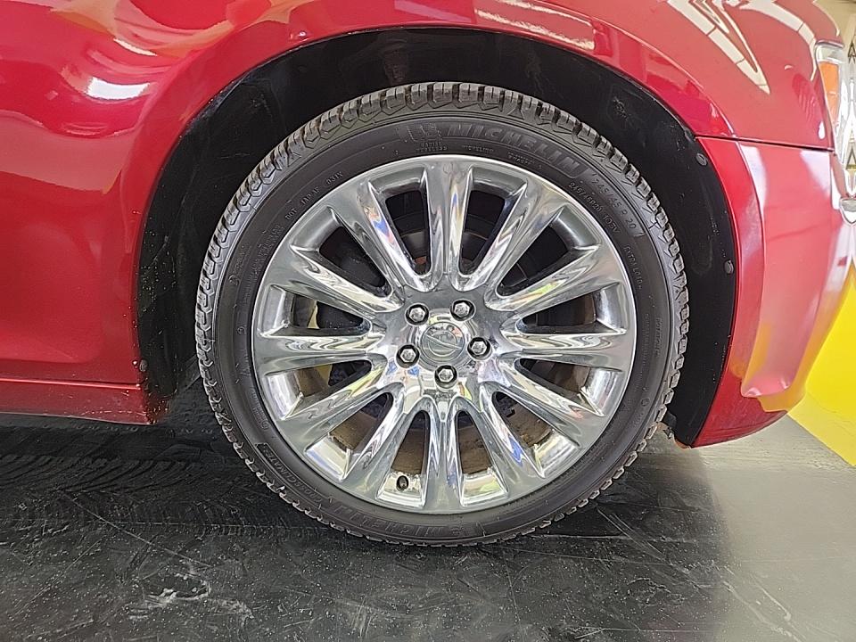 2014 Chrysler 300 Uptown Edition RWD