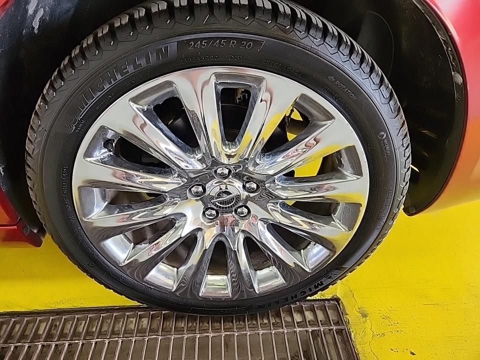 2014 Chrysler 300 Uptown Edition RWD