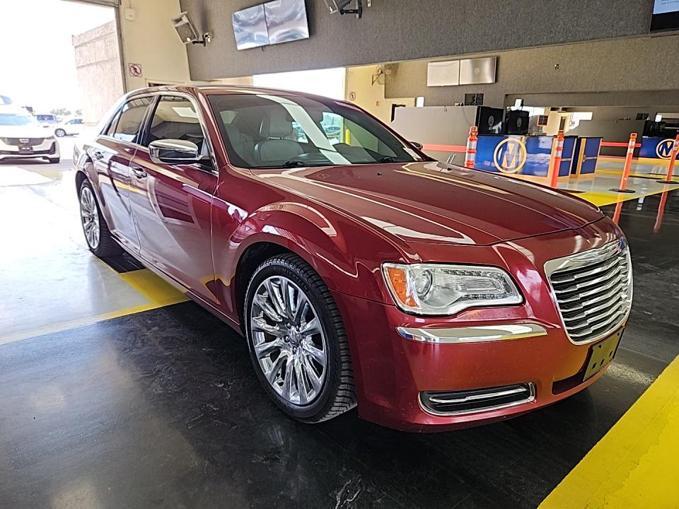 2014 Chrysler 300 Uptown Edition RWD