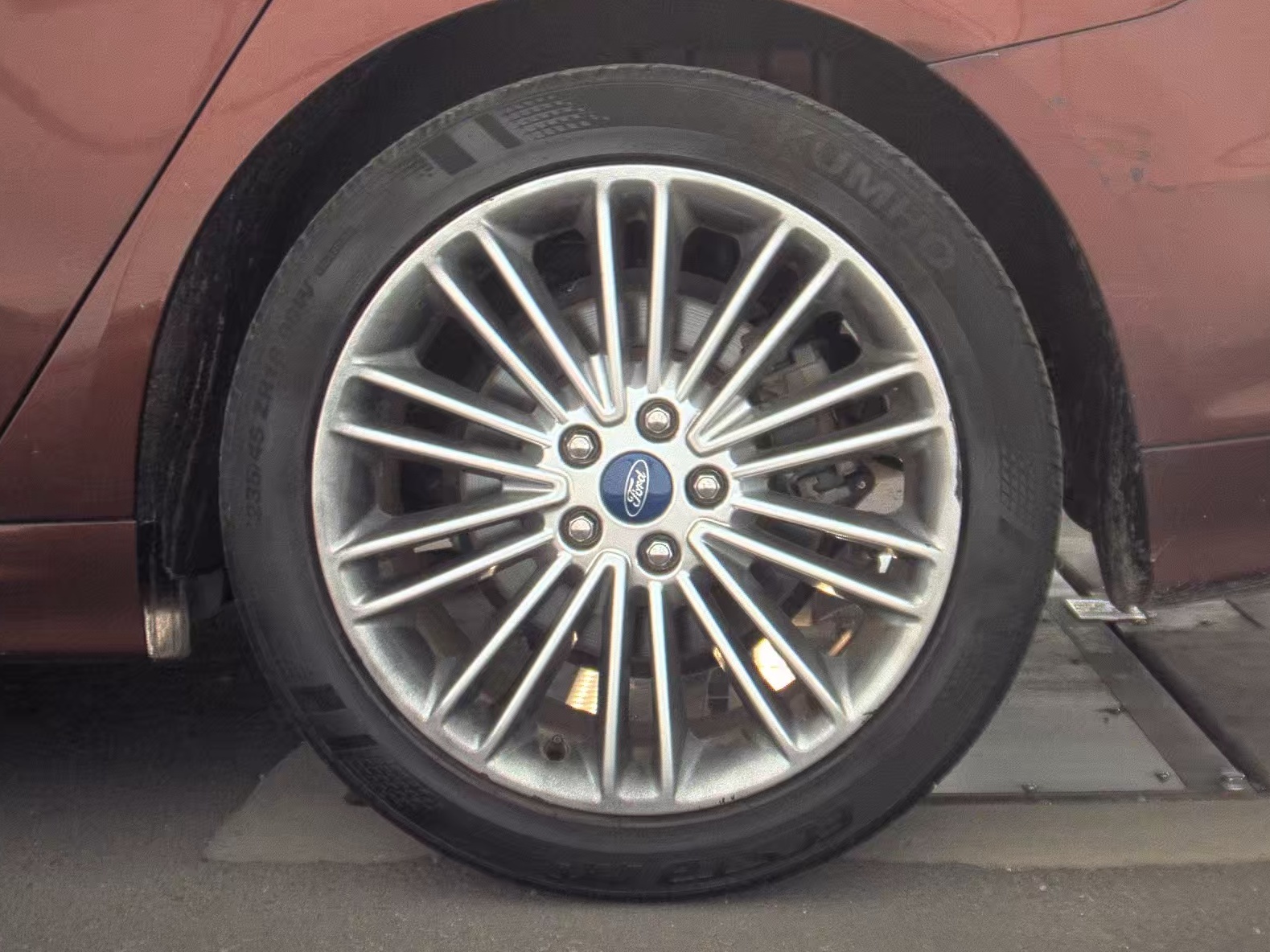 2015 Ford Fusion SE FWD