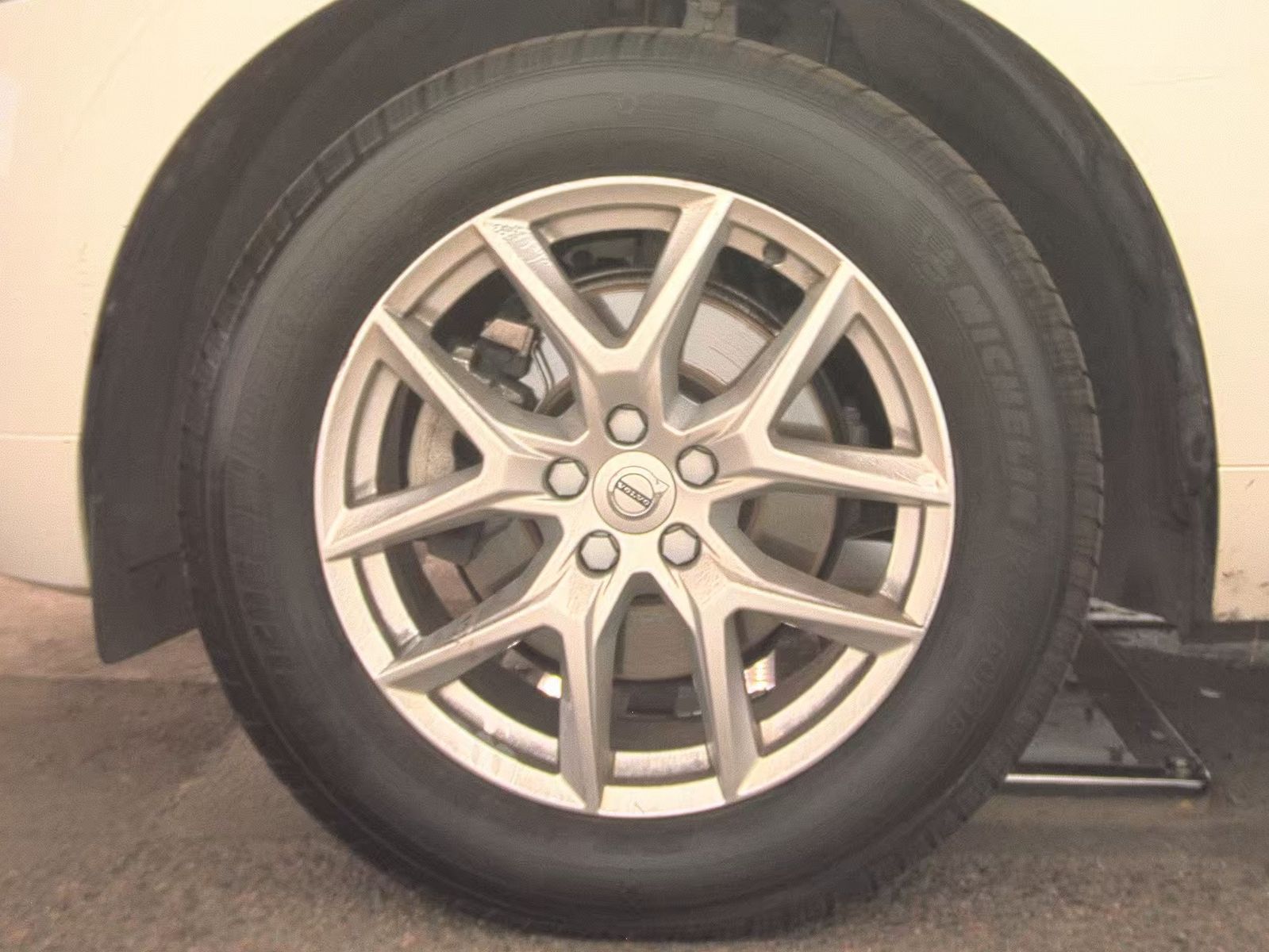 2021 Volvo XC60 T5 Momentum AWD