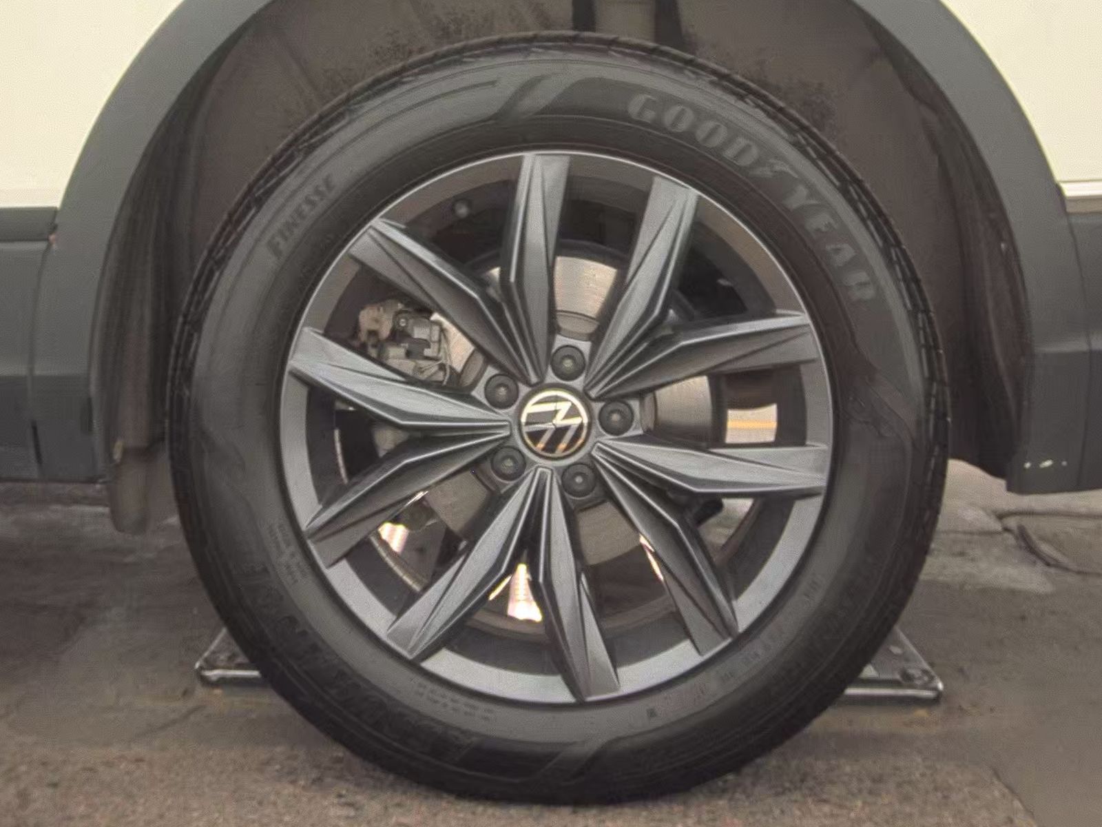 2022 Volkswagen Tiguan 2.0T SE AWD