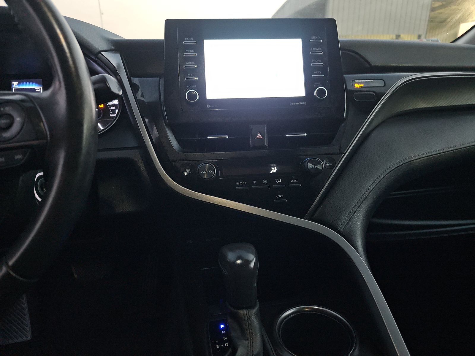 2022 Toyota Camry SE FWD