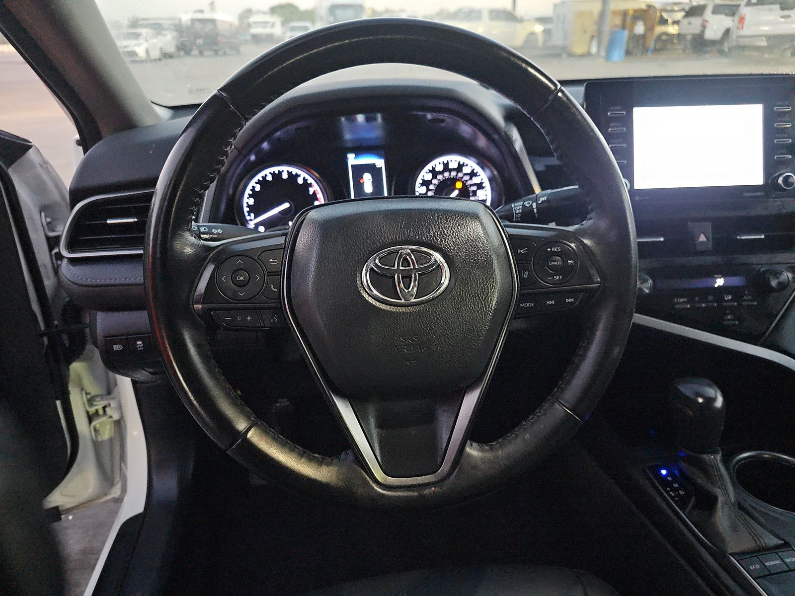 2022 Toyota Camry SE FWD