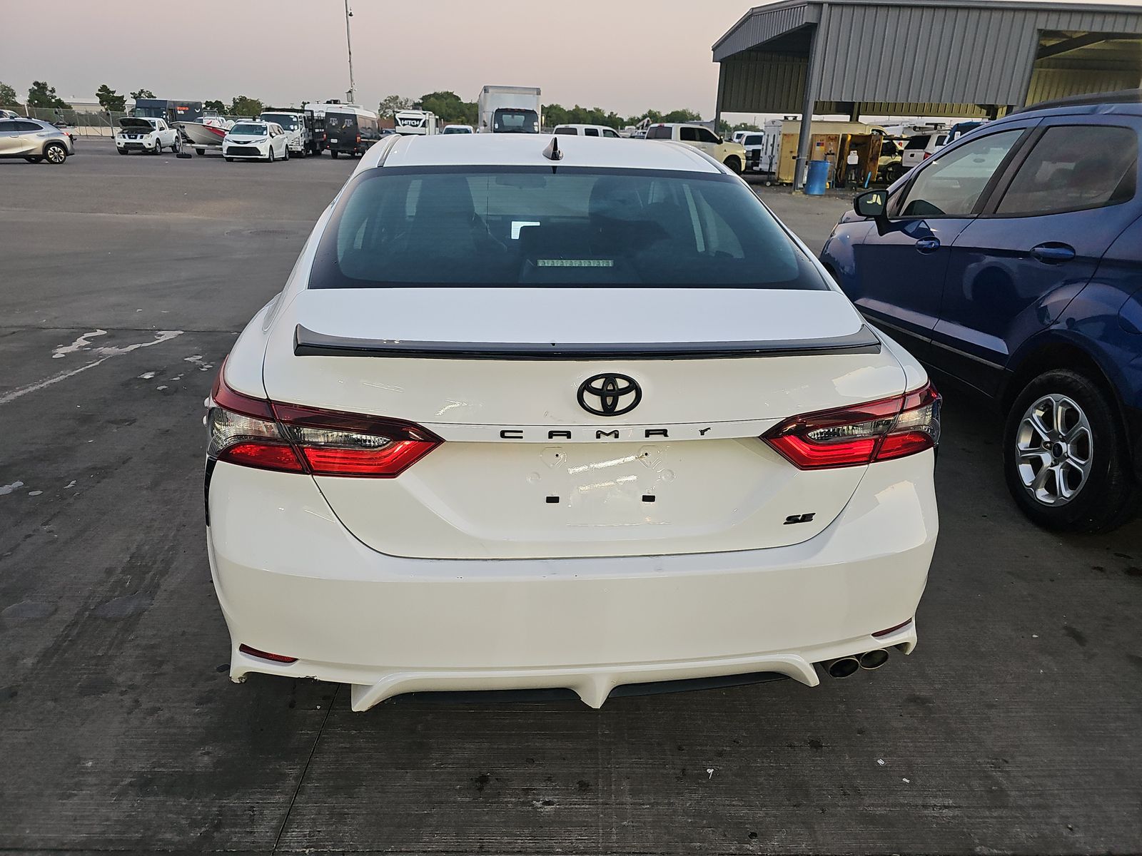 2022 Toyota Camry SE FWD
