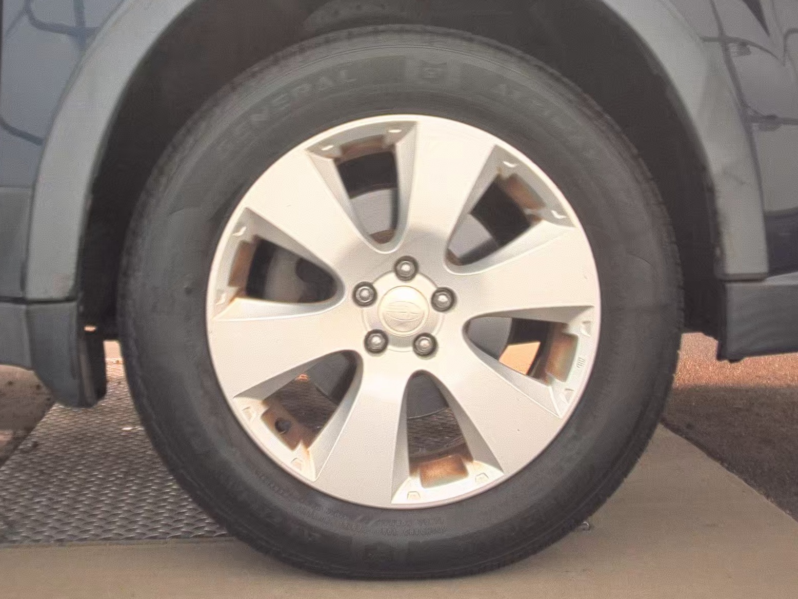 2012 Subaru Outback 2.5i Premium AWD