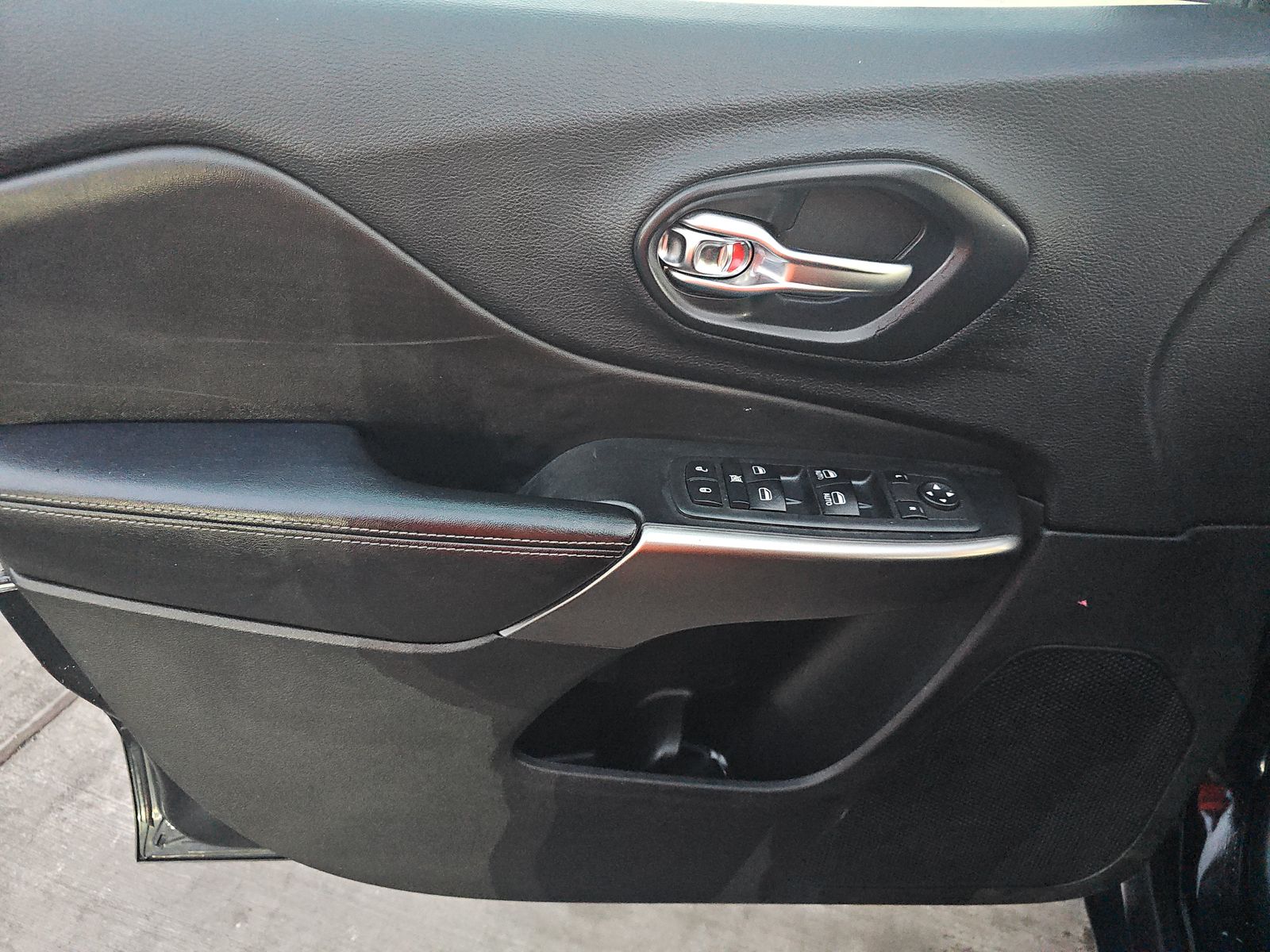 2020 Jeep Cherokee Latitude Plus Lux AWD