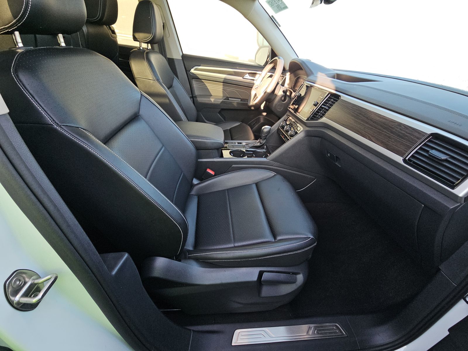 2023 Volkswagen Atlas 3.6L SE FWD