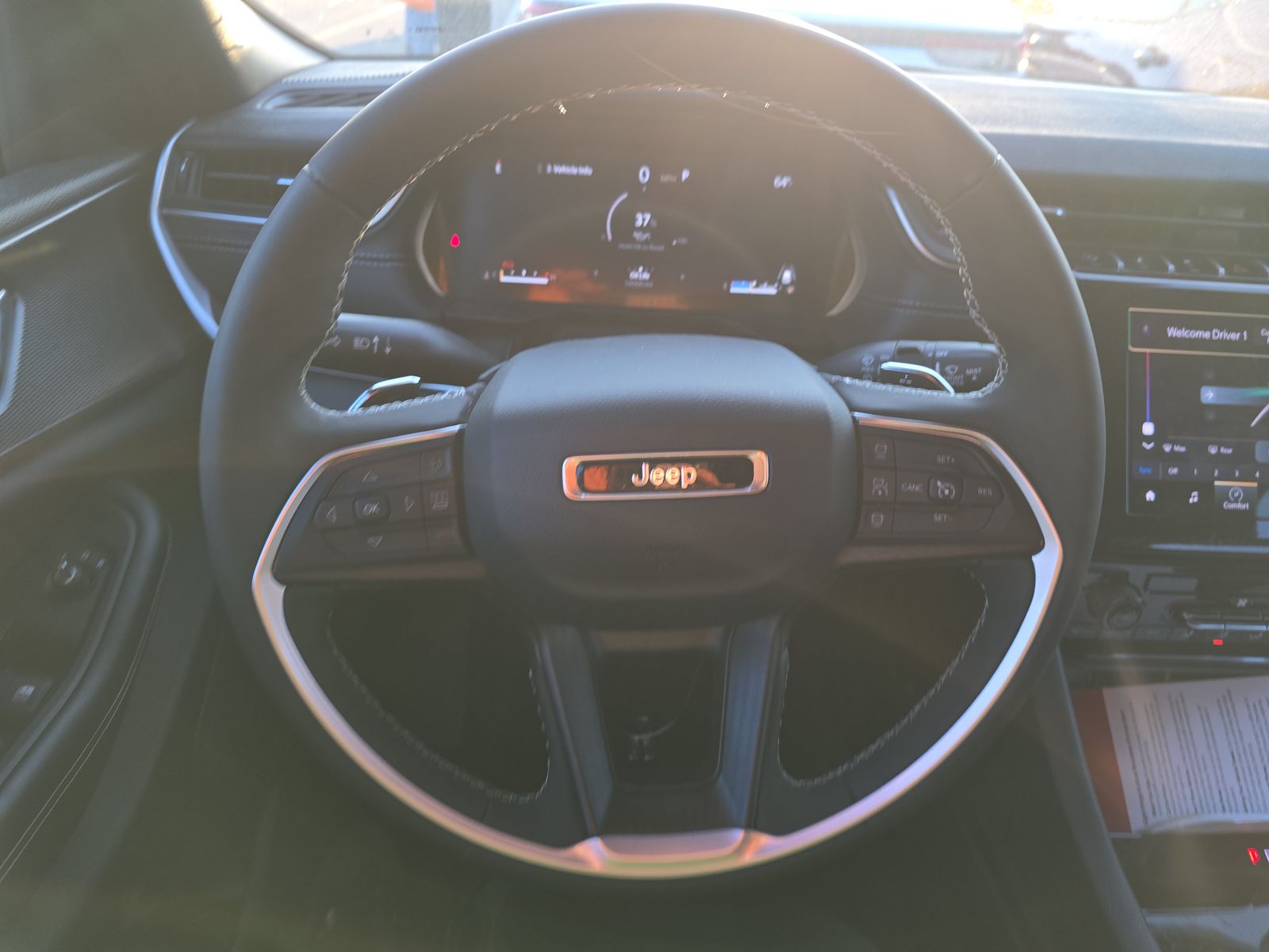 2024 Jeep Grand Cherokee Laredo X RWD