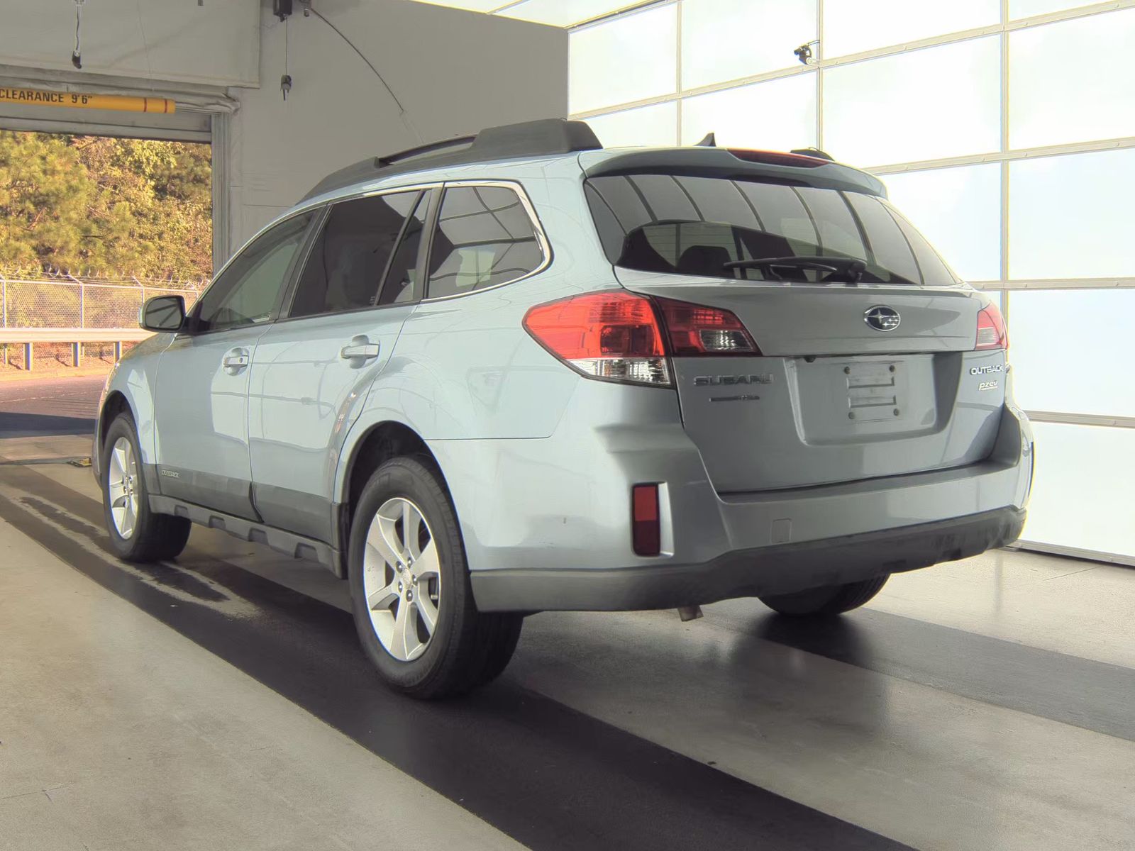 2014 Subaru Outback 2.5i Limited AWD