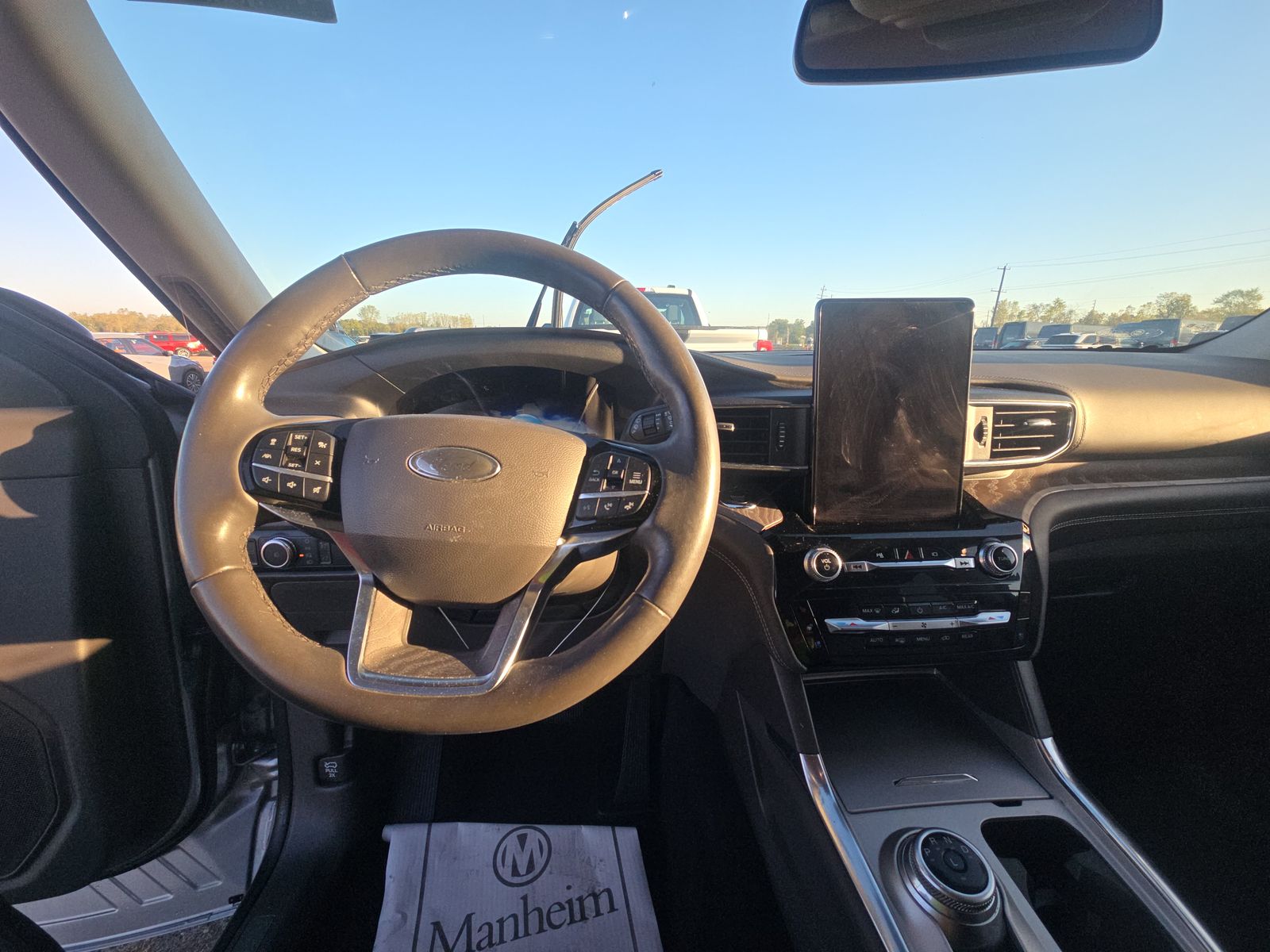 2022 Ford Explorer Platinum AWD