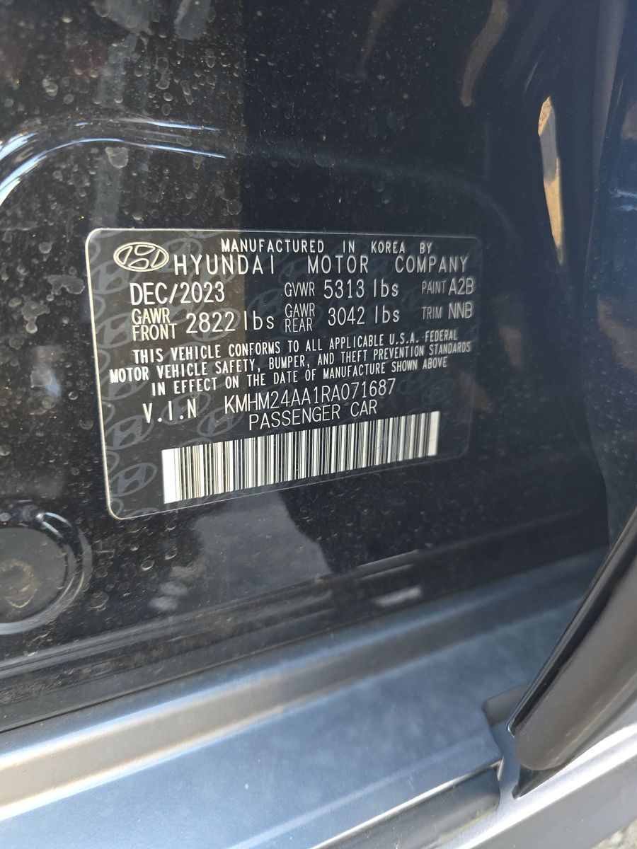 2024 Hyundai IONIQ 6 SE RWD