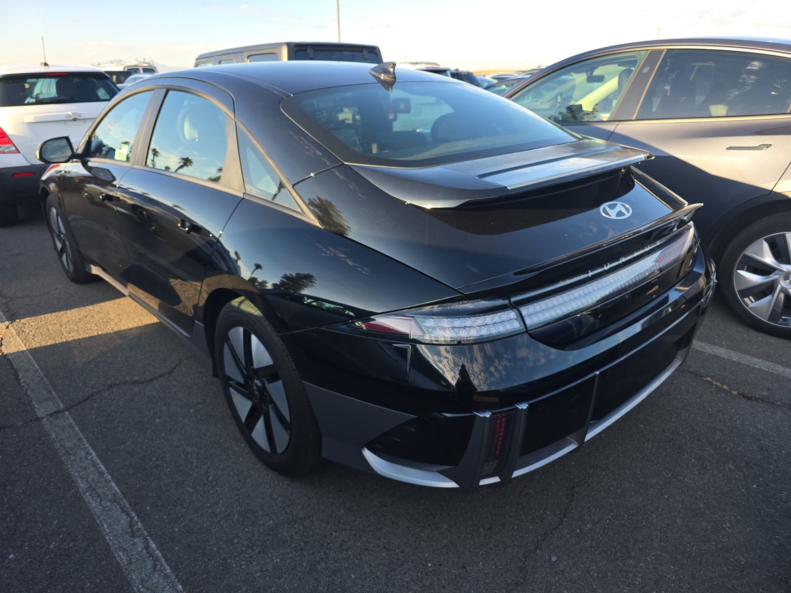 2024 Hyundai IONIQ 6 SE RWD