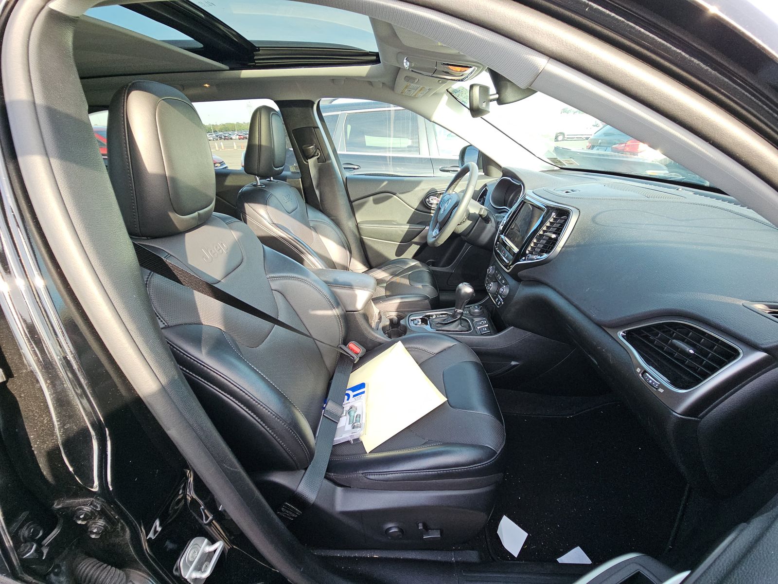 2022 Jeep Cherokee Limited AWD