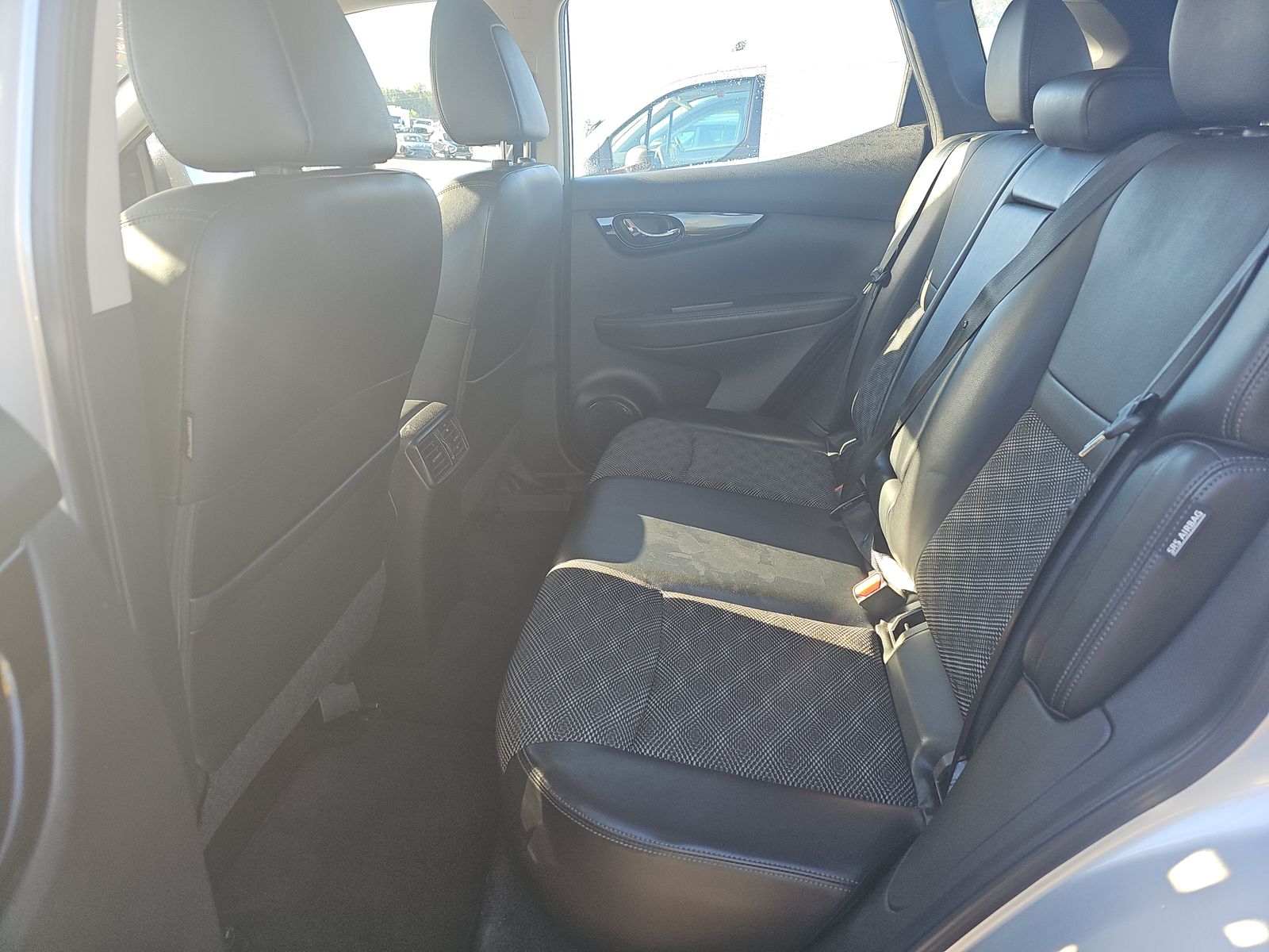 2022 Nissan Rogue Sport SV AWD