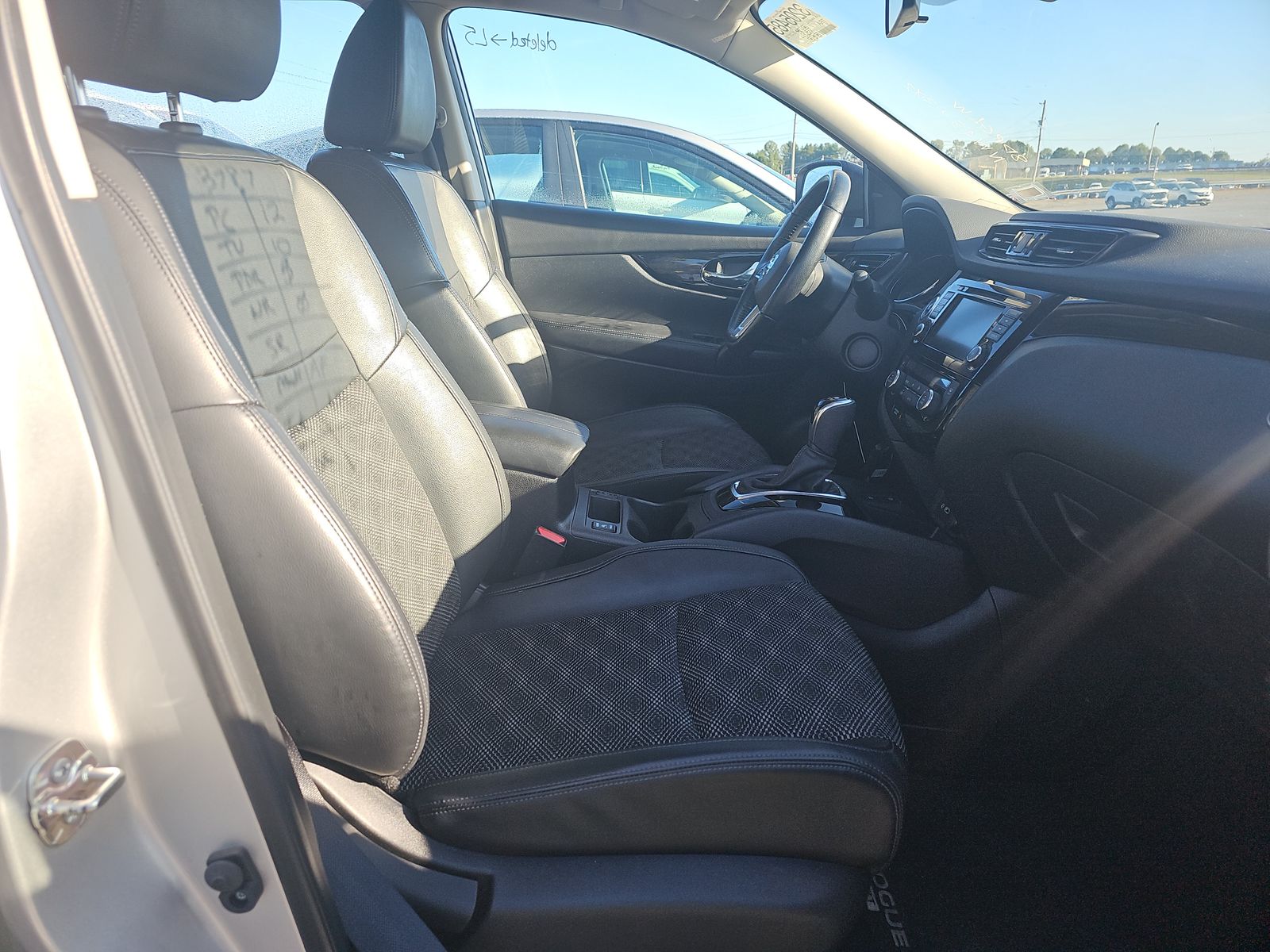 2022 Nissan Rogue Sport SV AWD