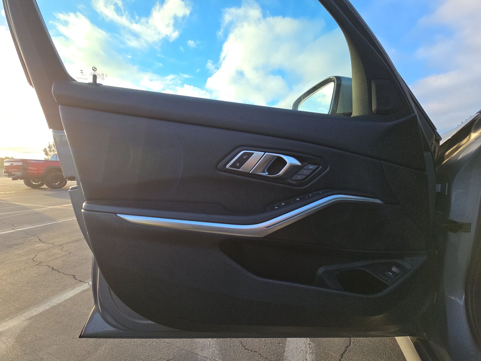 2023 BMW 3 Series 330i RWD