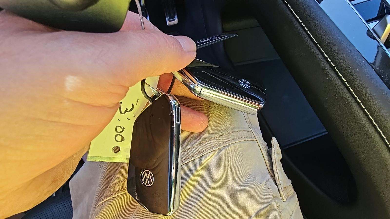 2025 Volkswagen Atlas 2.0T SEL Premium R-Line AWD