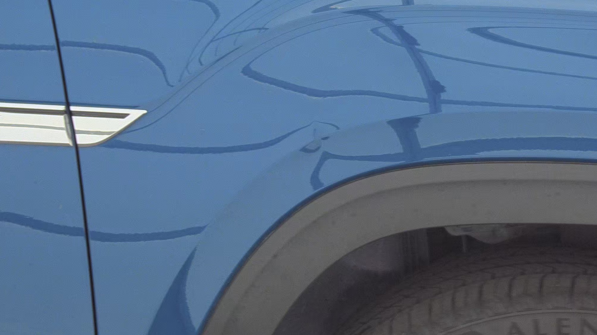 2025 Volkswagen Atlas 2.0T SEL Premium R-Line AWD