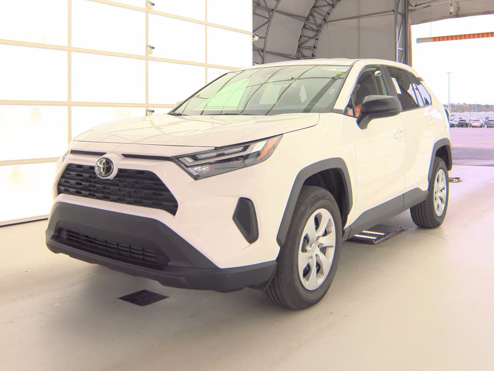 2025 Toyota RAV4 LE FWD