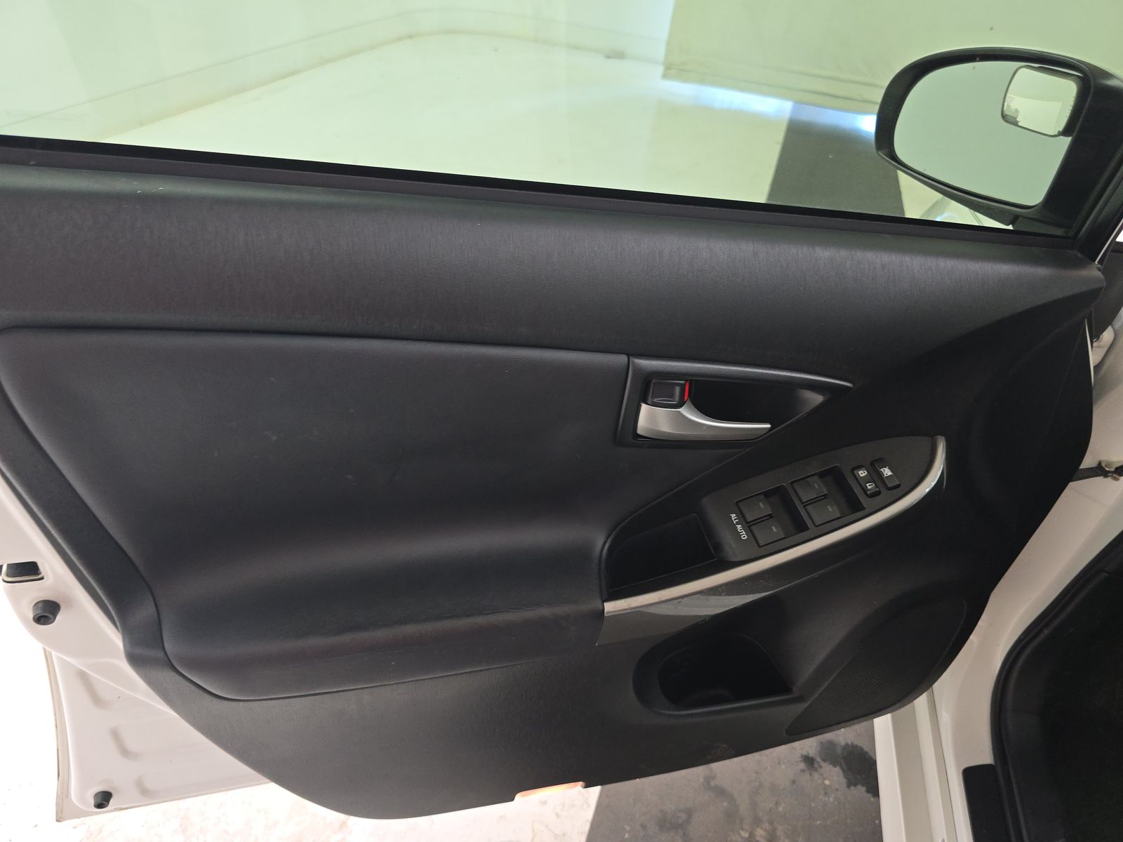 2013 Toyota Prius Persona Series FWD