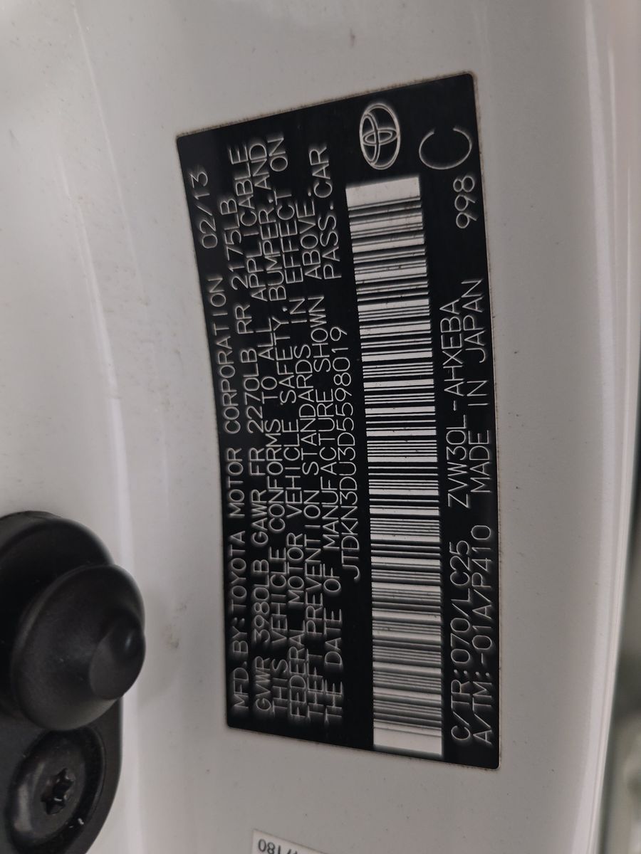 2013 Toyota Prius Persona Series FWD