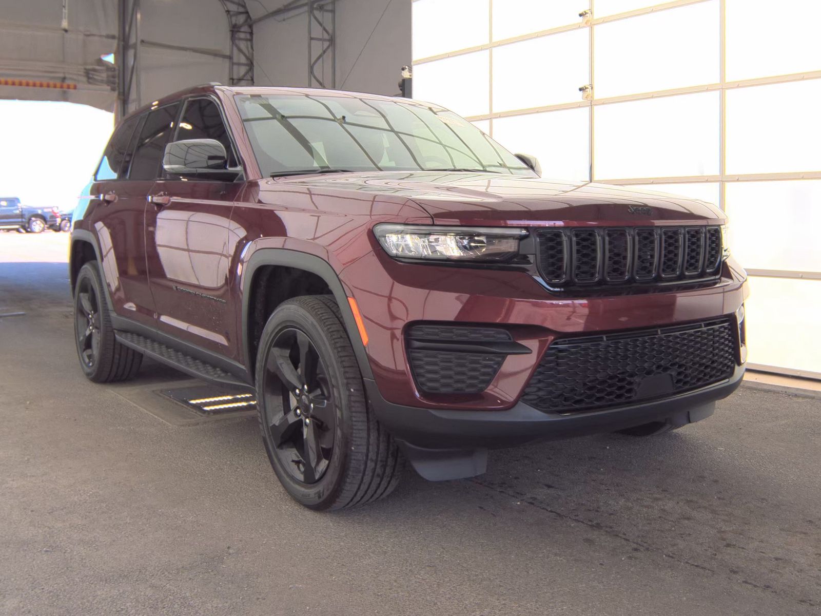 2024 Jeep Grand Cherokee Altitude AWD
