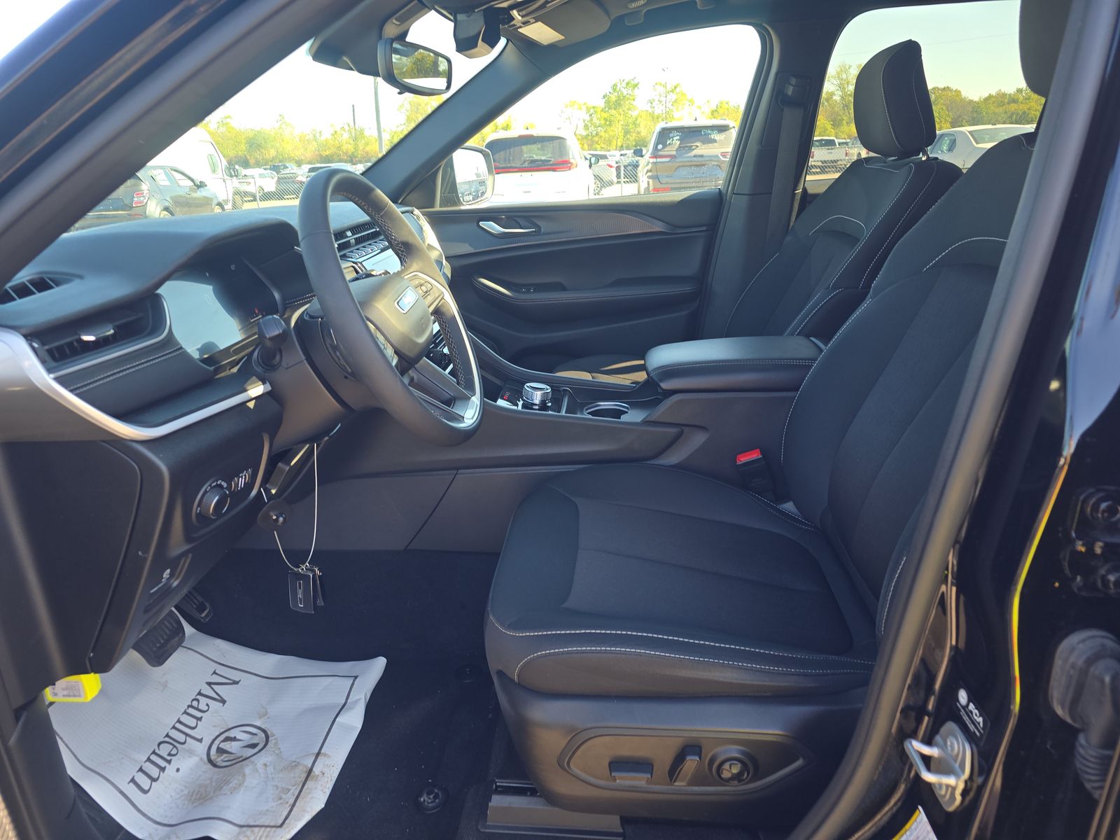 2024 Jeep Grand Cherokee Laredo X AWD