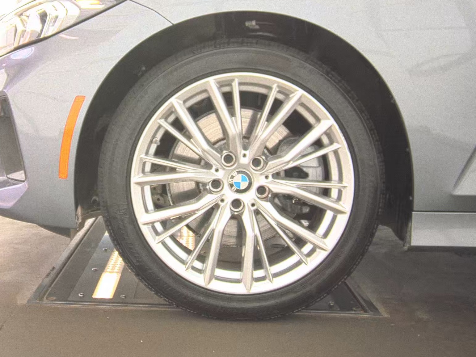 2023 BMW 3 Series 330i xDrive AWD