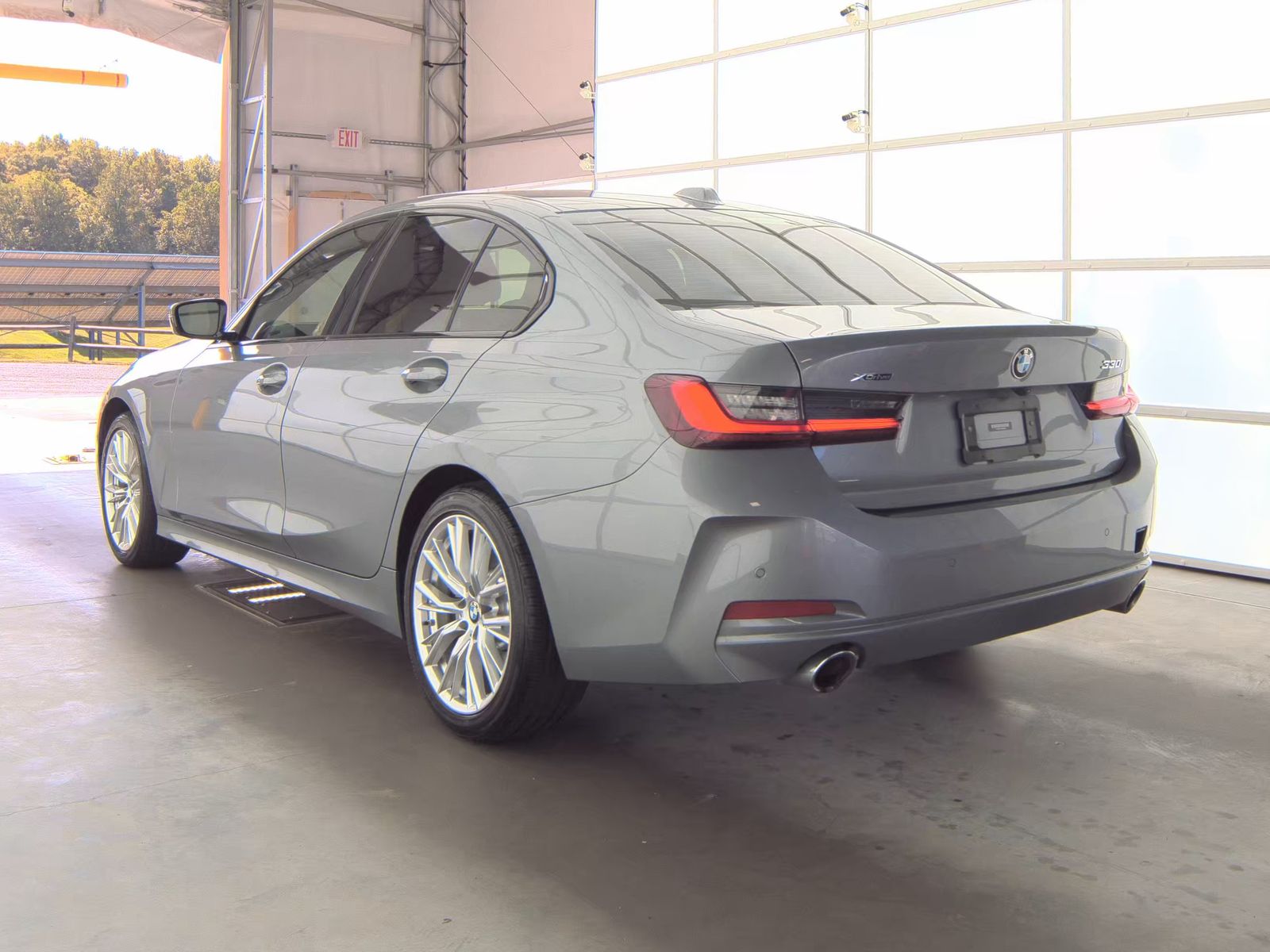 2023 BMW 3 Series 330i xDrive AWD