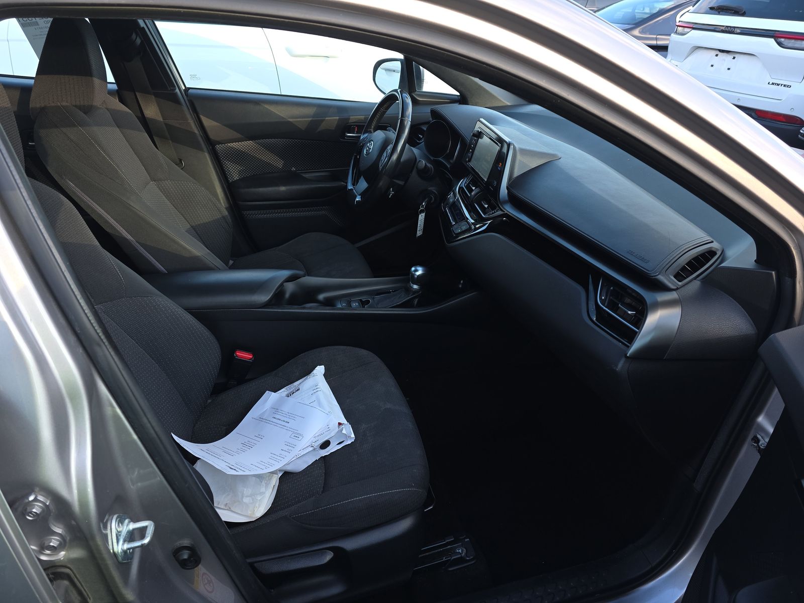 2018 Toyota C-HR XLE FWD