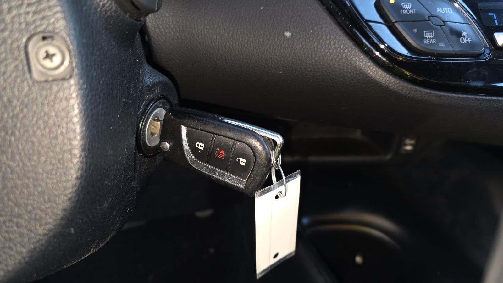 2018 Toyota C-HR XLE FWD