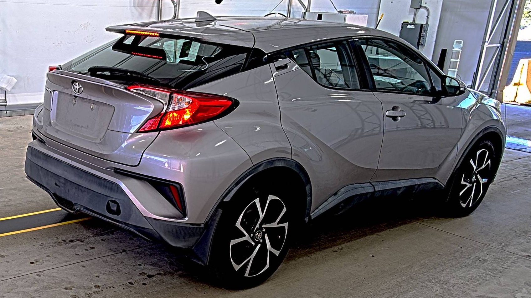 2018 Toyota C-HR XLE FWD