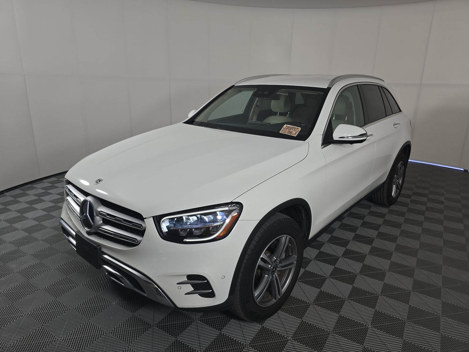 2022 Mercedes-Benz GLC 300