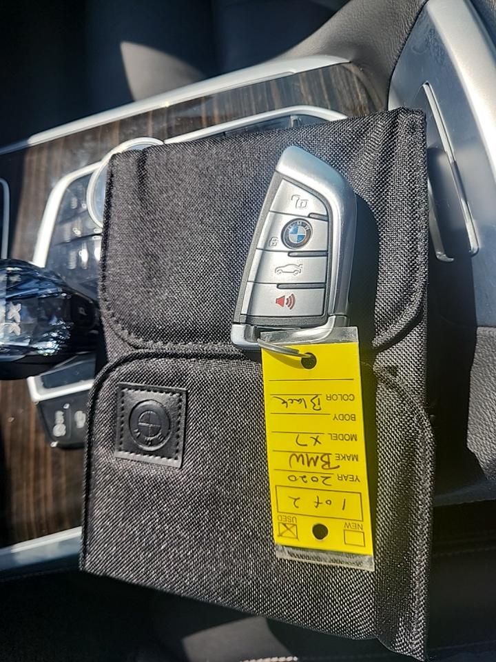 2020 BMW X7 xDrive40i AWD