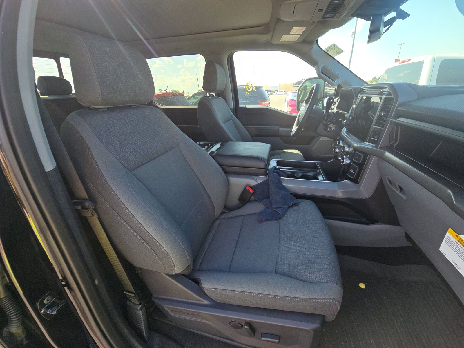 2024 Ford F-150 XLT AWD