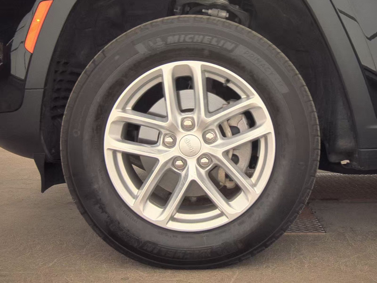 2024 Jeep Grand Cherokee Laredo X AWD