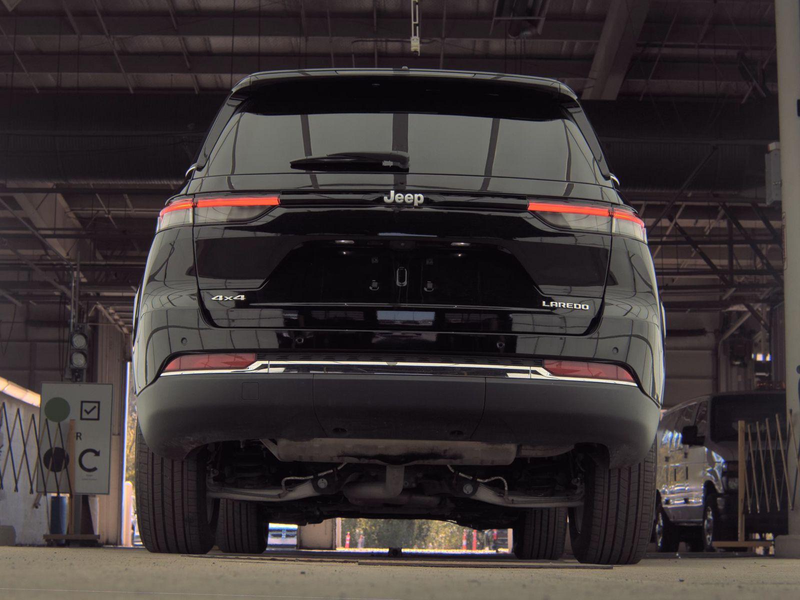 2024 Jeep Grand Cherokee Laredo X AWD