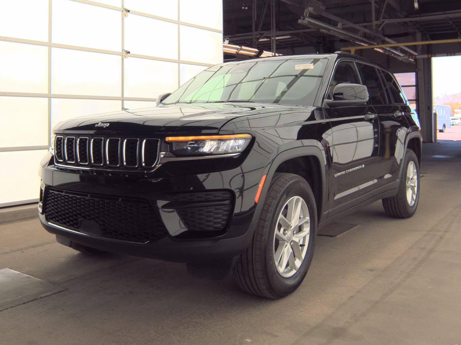 2024 Jeep Grand Cherokee Laredo X AWD