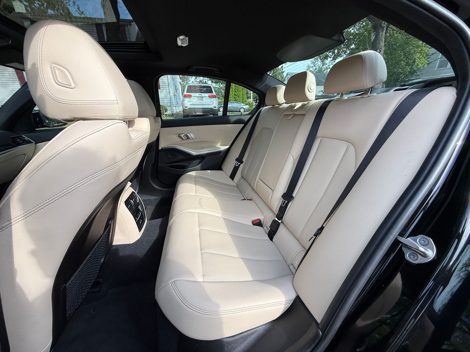 2023 BMW 3 Series 330i xDrive AWD