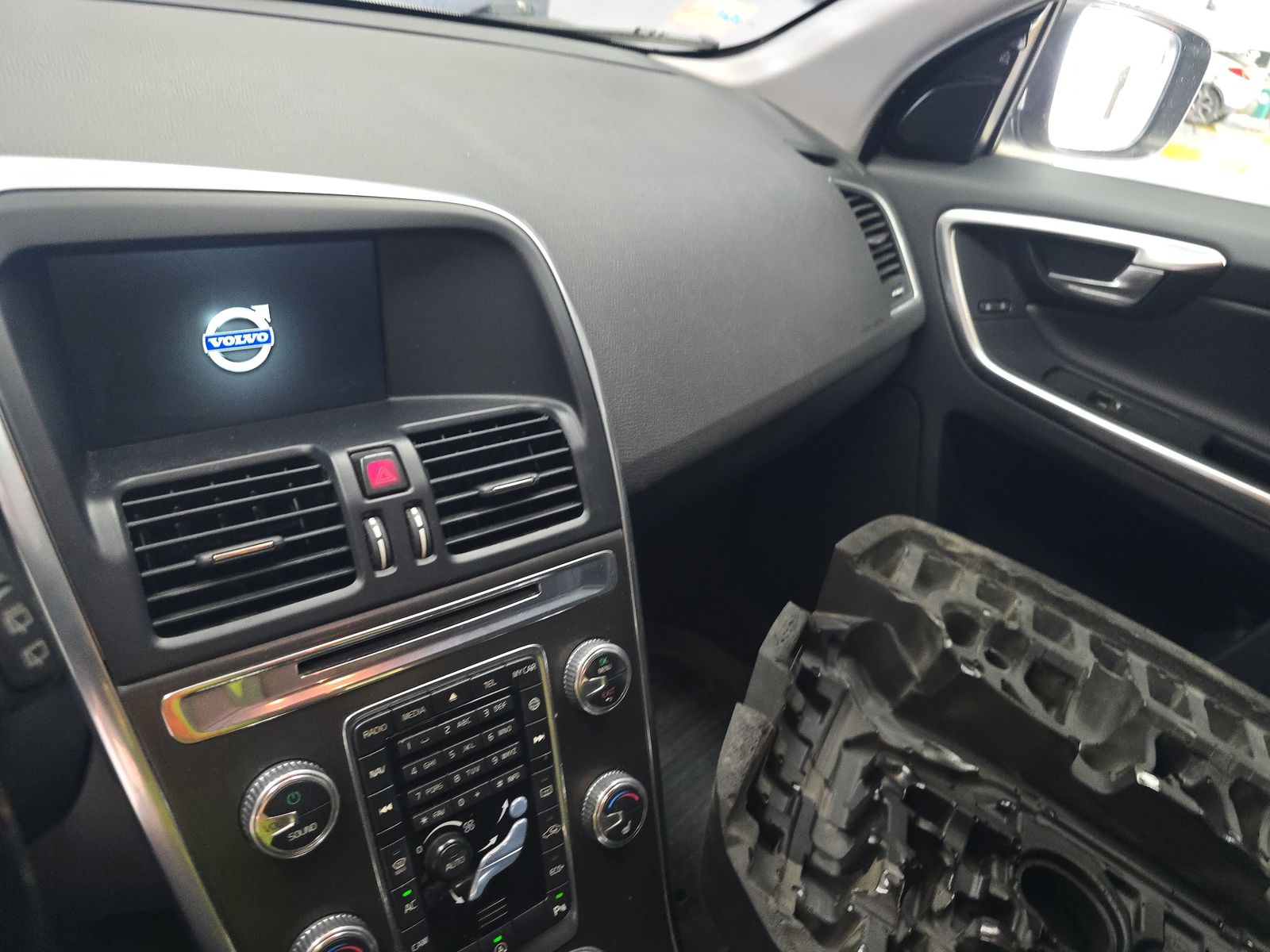 2016 Volvo XC60 T5 Premier FWD