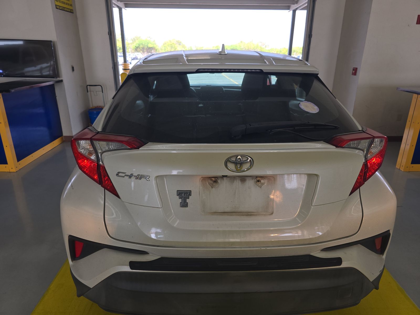 2018 Toyota C-HR XLE Premium FWD